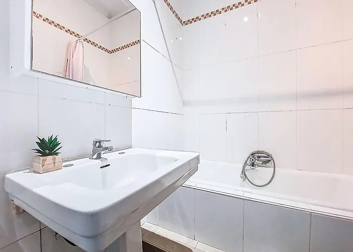 Le Savoy Promenade Des Anglais-5 By Interhome *